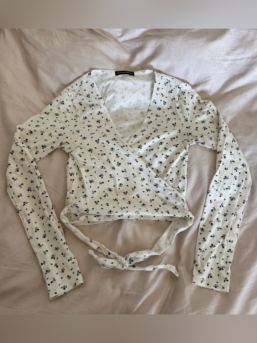 Brandy Melville White Floral Tie-Wrap Crop Top
